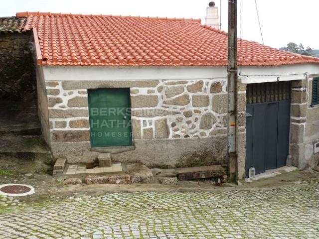 Casa venda em Penalva Do Castelo, Viseu