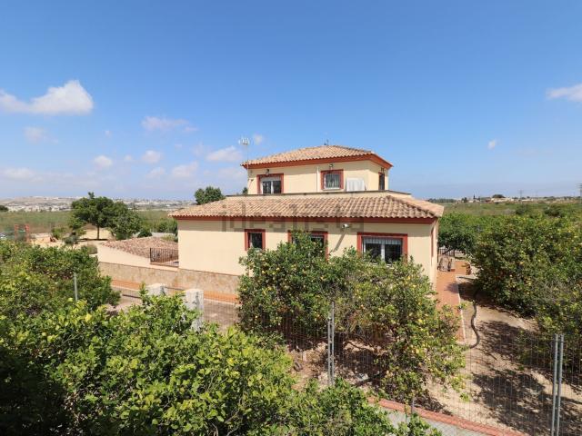 Quinta en venta en Algorfa, Montebello