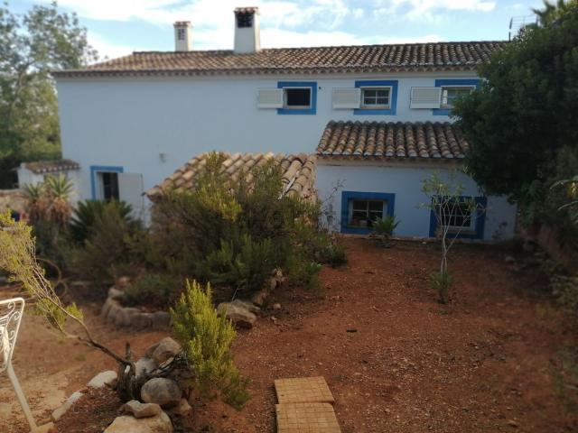 Quinta venda em Amendoais e Cortezães, Faro