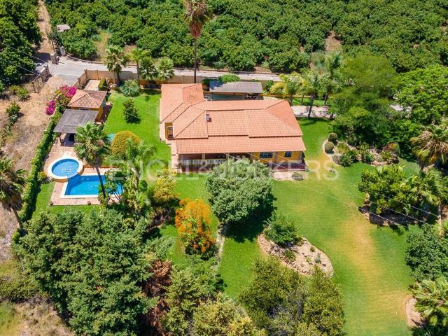 Casa Rural en venta en Alhaurín De La Torre, Torrealquería