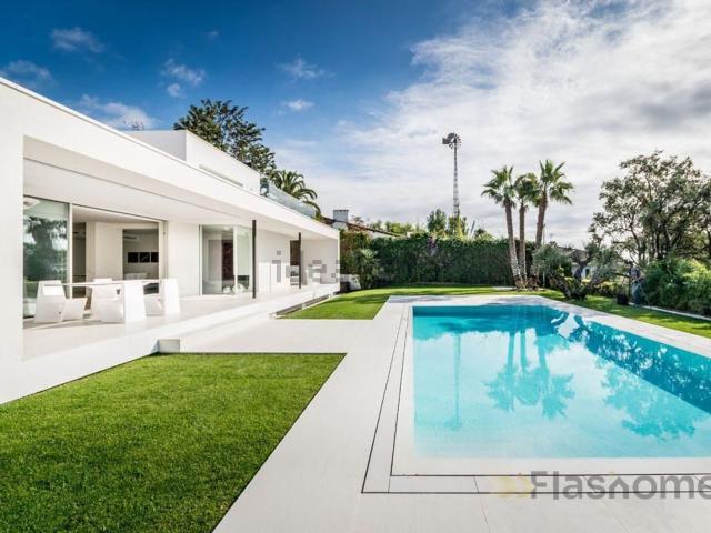 Casa Rural en venta en Nueva Andalucía, Costa del Sol Occidental