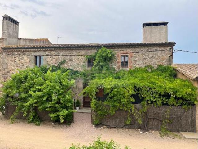 Casa Rural en alquiler en Cantallops, Gironès