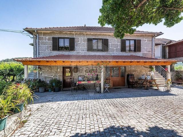 Quinta venda em Carvoeiras, Parada Do Bouro