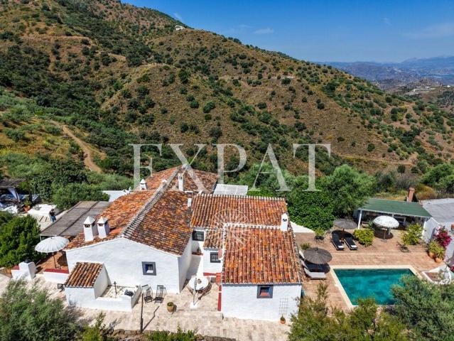 Casa Rural en venta en Arenas, Málaga
