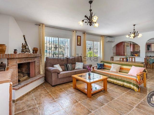 Casa Rural en alquiler en Daimalos, La Axarquía