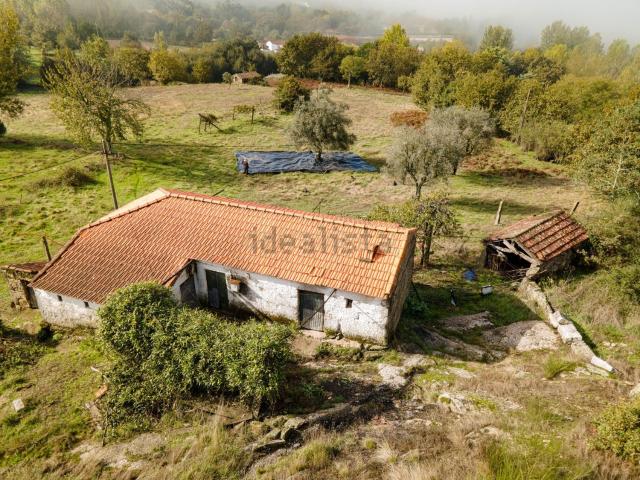 Quinta venda em Rosém, Avessadas