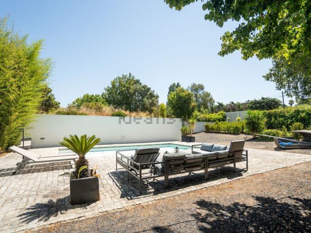 Quinta venda em Azeitão (São Lourenço e São Simão), Setúbal