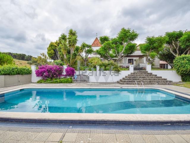 Quinta venda em Azeitão (São Lourenço e São Simão), Setúbal