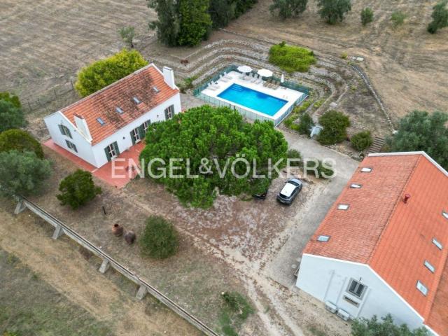 Quinta venda em Azeitão (São Lourenço e São Simão), Setúbal