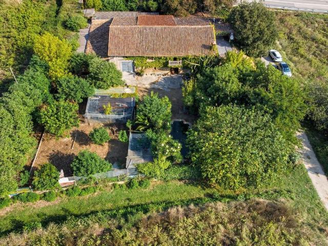 Casa Rural en venta en Viladasens, Girona