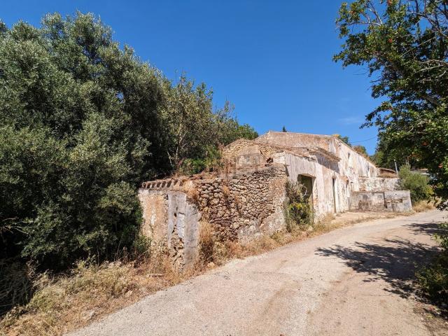 Quinta venda em Aroal, Loulé