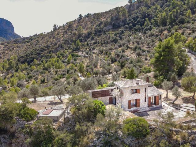 Casa Rural en venta en Orient, Serra de Tramuntana