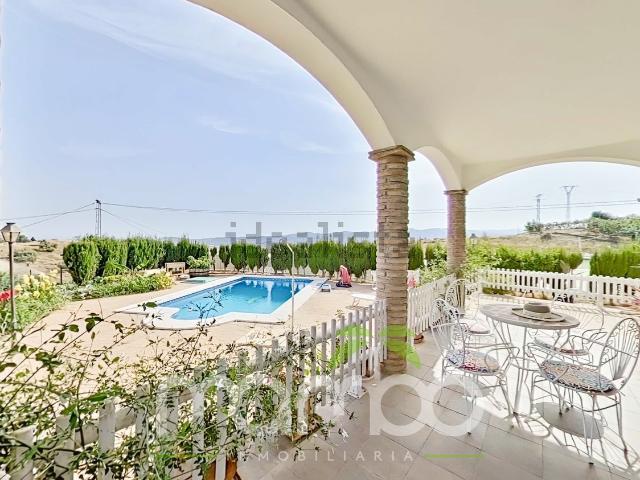 Casa Rural en venta en La Gloria, La Axarquía