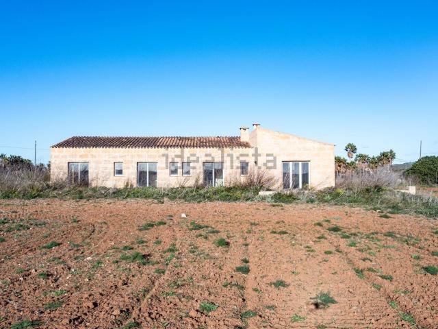 Casa Rural en venta en Migjorn, Baleares