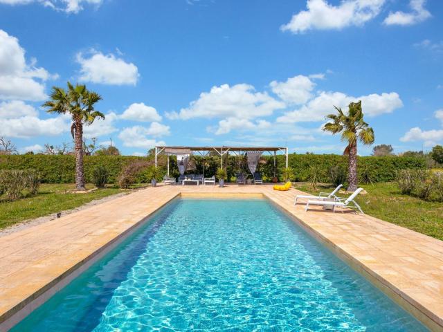 Casa Rural en venta en Migjorn, Baleares