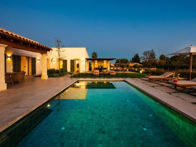 Casa Rural en venta en Migjorn, Baleares