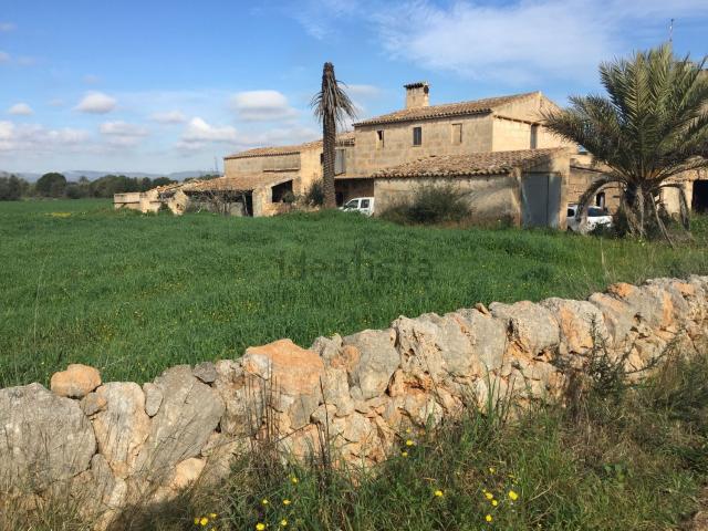 Casa Rural en venta en Migjorn, Baleares