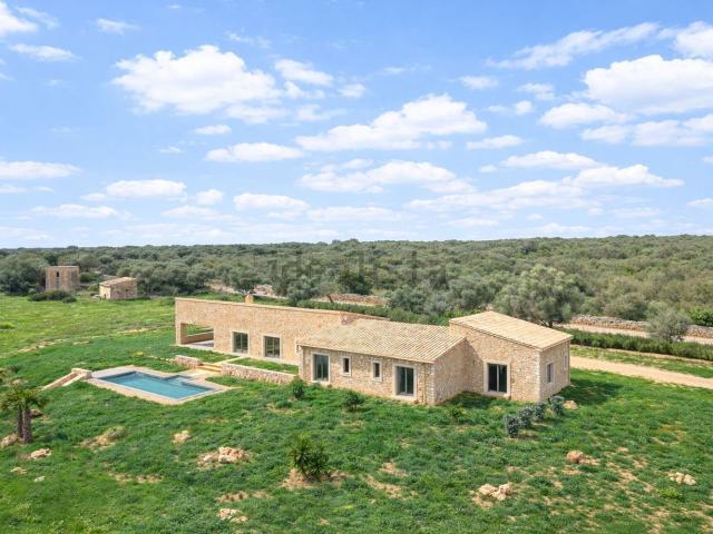 Casa Rural en venta en Migjorn, Baleares