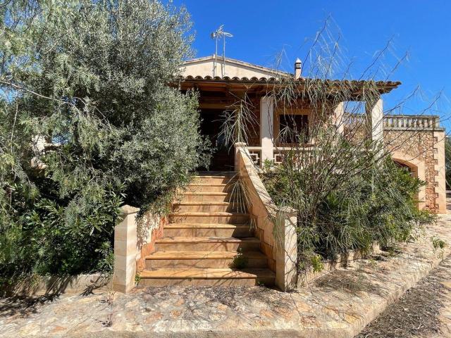 Casa Rural en venta en Migjorn, Baleares