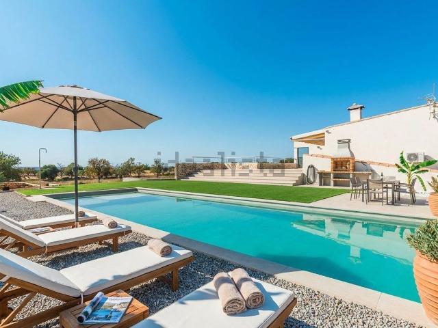 Casa Rural en venta en Migjorn, Baleares