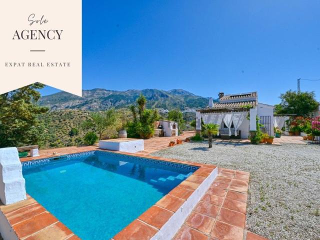 Casa Rural en venta en Canillas De Aceituno