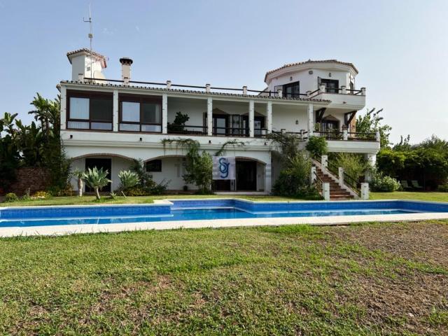 Casa Rural en venta en Cártama, Málaga