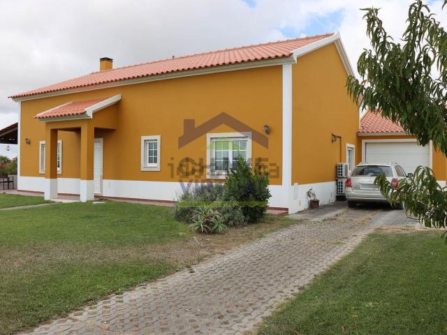 Quinta venda em Casal Val Touro, Bombarral