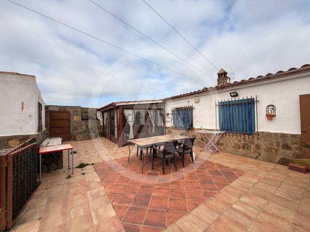 Casa Rural en venta en Casar De Cáceres, Extremadura