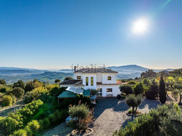 Casa Rural en venta en Casarabonela, Málaga