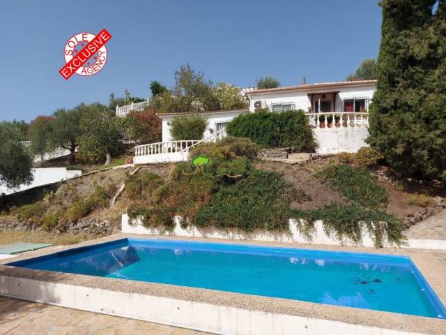 Casa Rural en venta en Alcaucín