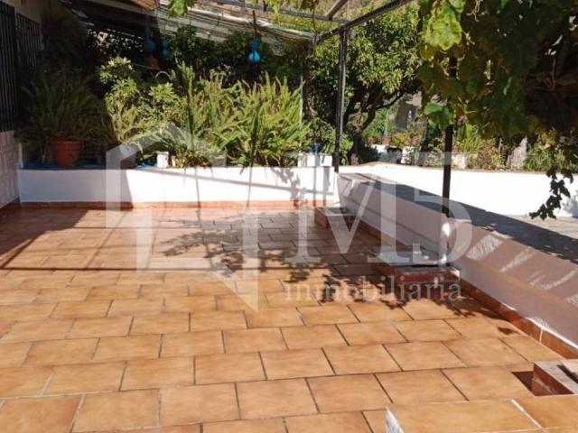 Casa Rural en venta en Alcaucín
