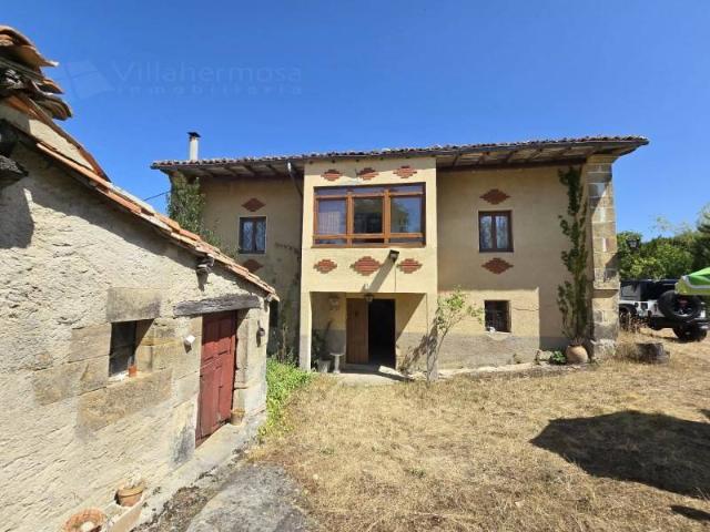 Casa Rural en venta en Alfoz De Bricia, Castilla y León