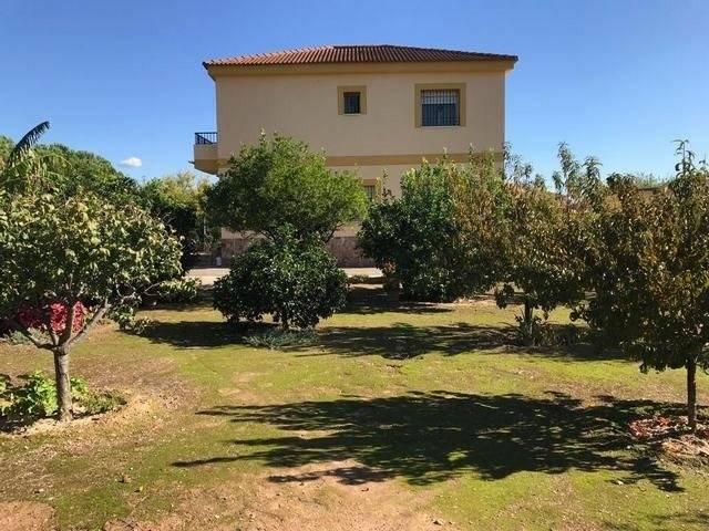 Casa Rural en venta en Almodóvar Del Río, Andalucía