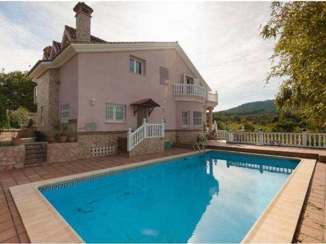 Casa Rural en venta en Alozaina, Málaga