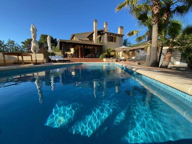 Casa Rural en venta en Serra de Tramuntana, Baleares