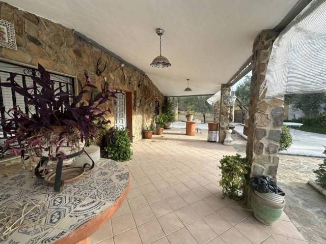 Casa Rural en venta en Baeza, Andalucía