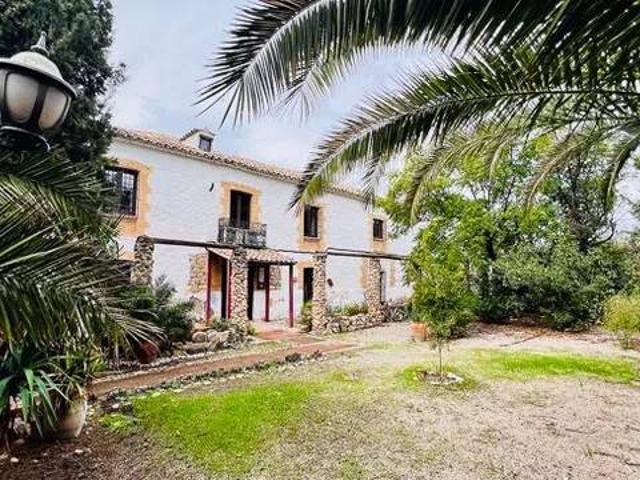 Casa Rural en venta en Bedmar Y Garcíez, Jaén