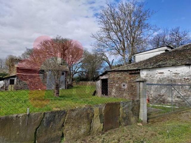 Casa en venta en Begonte