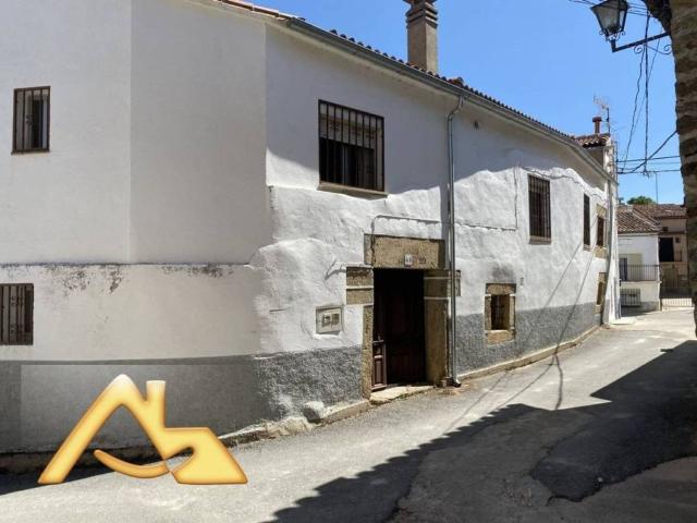 Casa Rural en venta en Bohoyo