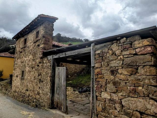 Casa Rural en venta en Cabezón De Liébana, Cantabria