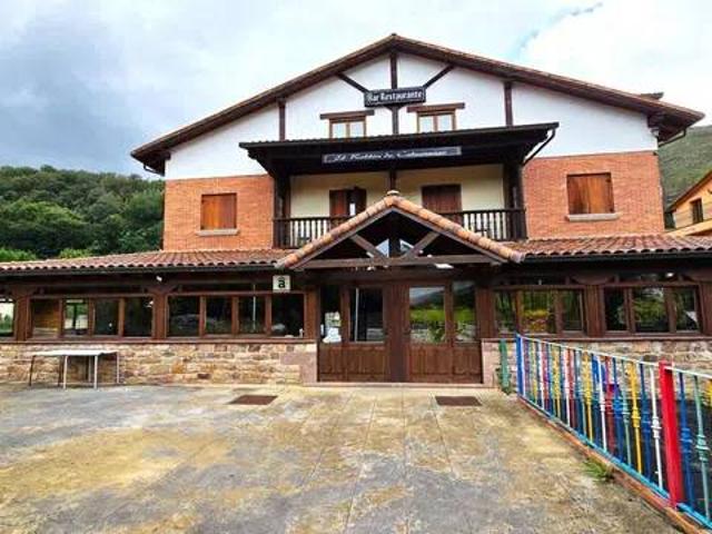 Casa Rural en venta en Cabuérniga, Cantabria