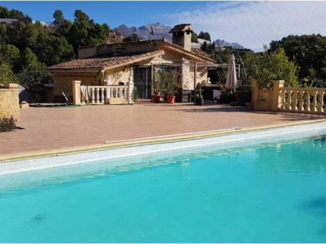 Casa Rural en venta en Callosa D'en Sarrià