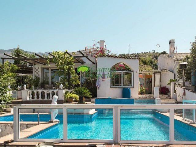 Casa Rural en venta en Canillas De Aceituno
