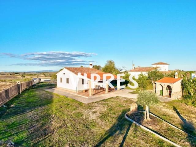 Casa Rural en venta en Casar De Cáceres, Extremadura
