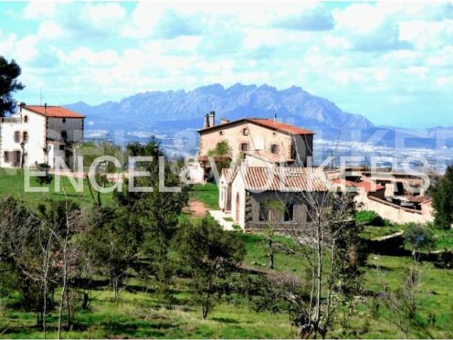 Casa Rural en venta en Castellví De Rosanes, Barcelona