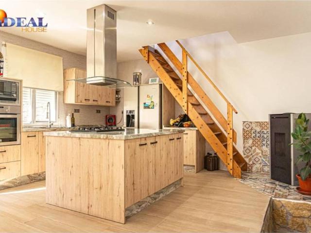 Casa Rural en venta en Castillo De Locubín, Andalucía