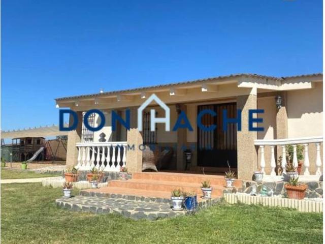 Casa Rural en venta en Don Álvaro