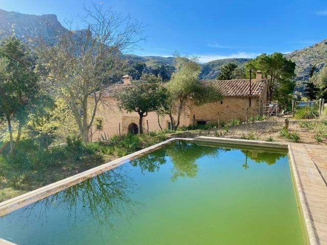 Casa Rural en venta en Escorca