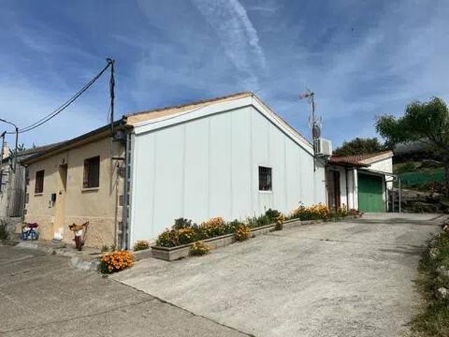 Casa Rural en venta en Fuentes De Béjar, Castilla y León