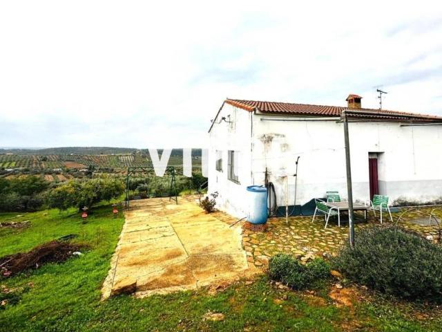 Casa Rural en venta en La Zarza, Badajoz
